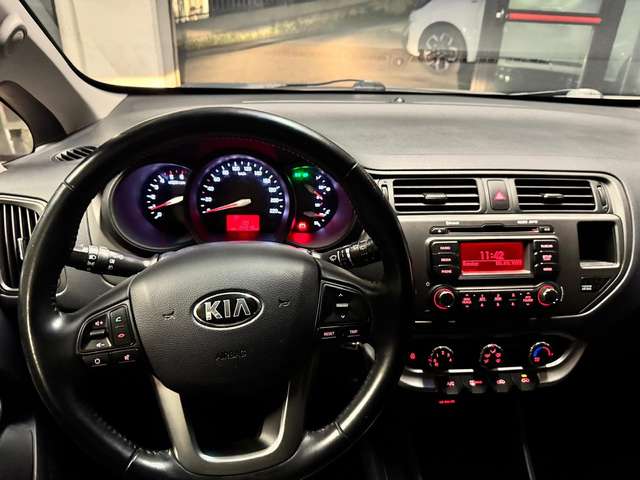977d70ac-c2ef-456f-a262-f7a82a170251_07.jpg
