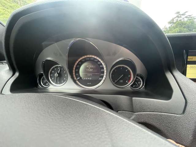 be305065-add6-439c-96a3-b0c54c38277b_07.jpg be305065-add6-439c-96a3-b0c54c38277b_07.jpg