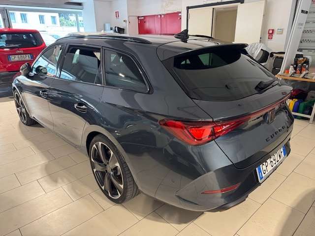 e9e56679-efc5-43e4-a232-f471ee60d430_04.jpg e9e56679-efc5-43e4-a232-f471ee60d430_04.jpg