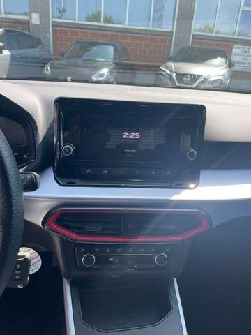 fe523fff-2cec-4c02-8dce-1000aea27222_07.jpg fe523fff-2cec-4c02-8dce-1000aea27222_07.jpg