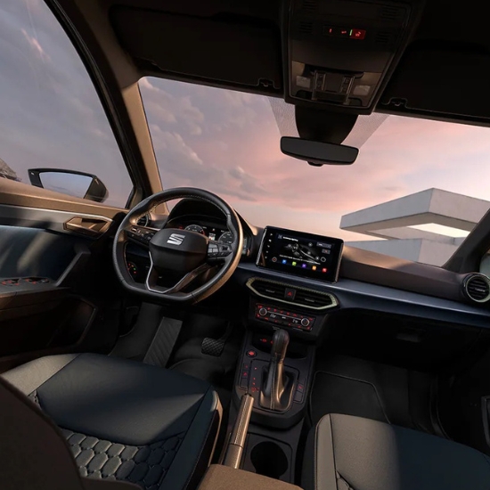 sedili e frontale interno arona