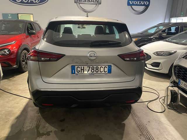 b804ebcc-7da8-41f3-a652-473a1f186cce_06-11.jpg b804ebcc-7da8-41f3-a652-473a1f186cce_06-11.jpg