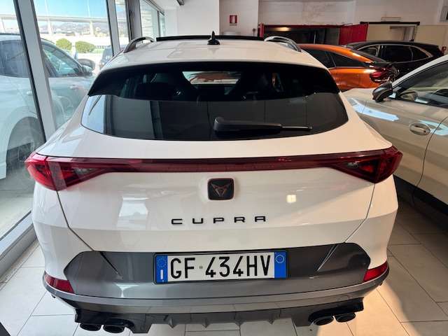 e85ae9a4-939e-4ee5-b0d4-aeb33fdf767e_05-7.jpg e85ae9a4-939e-4ee5-b0d4-aeb33fdf767e_05-7.jpg