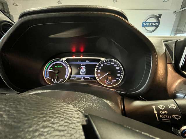 7589879d-984c-4606-8852-345f8ec088f0_08-10.jpg