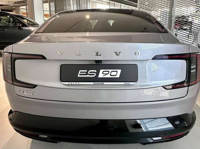 fd79d8ca-d6c1-44cf-b4d1-cb8cbcdea412_04.jpg